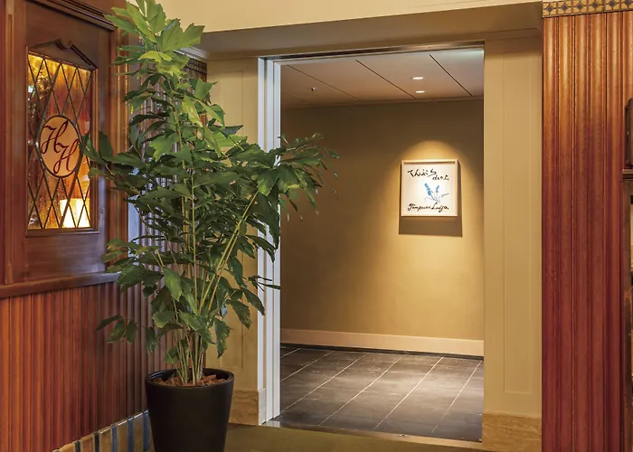Hilltop Hotel Tokyo